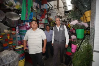 Cumple Pepe Chedraui compromiso con comerciantes del Mercado Independencia