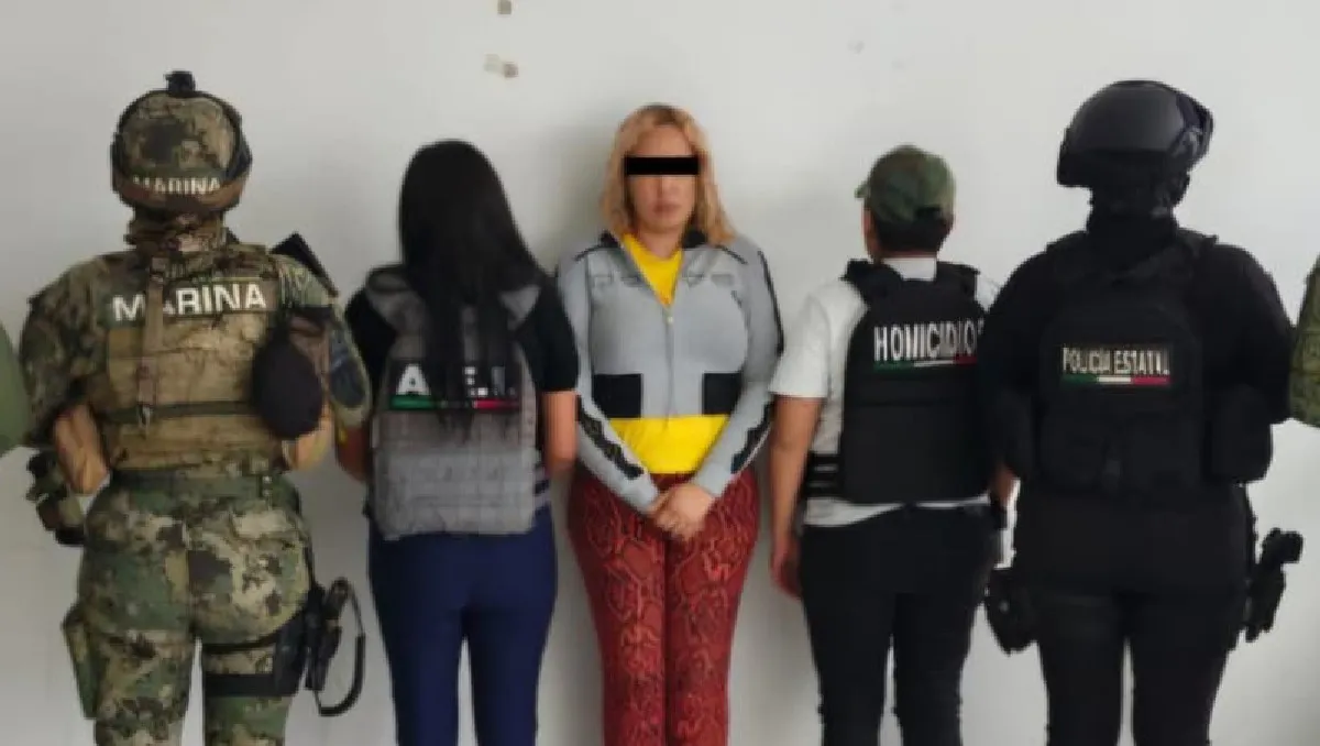 Detienen a Isabel “N”, presunta implicada en el ataque al bar Lacoss en Puebla
