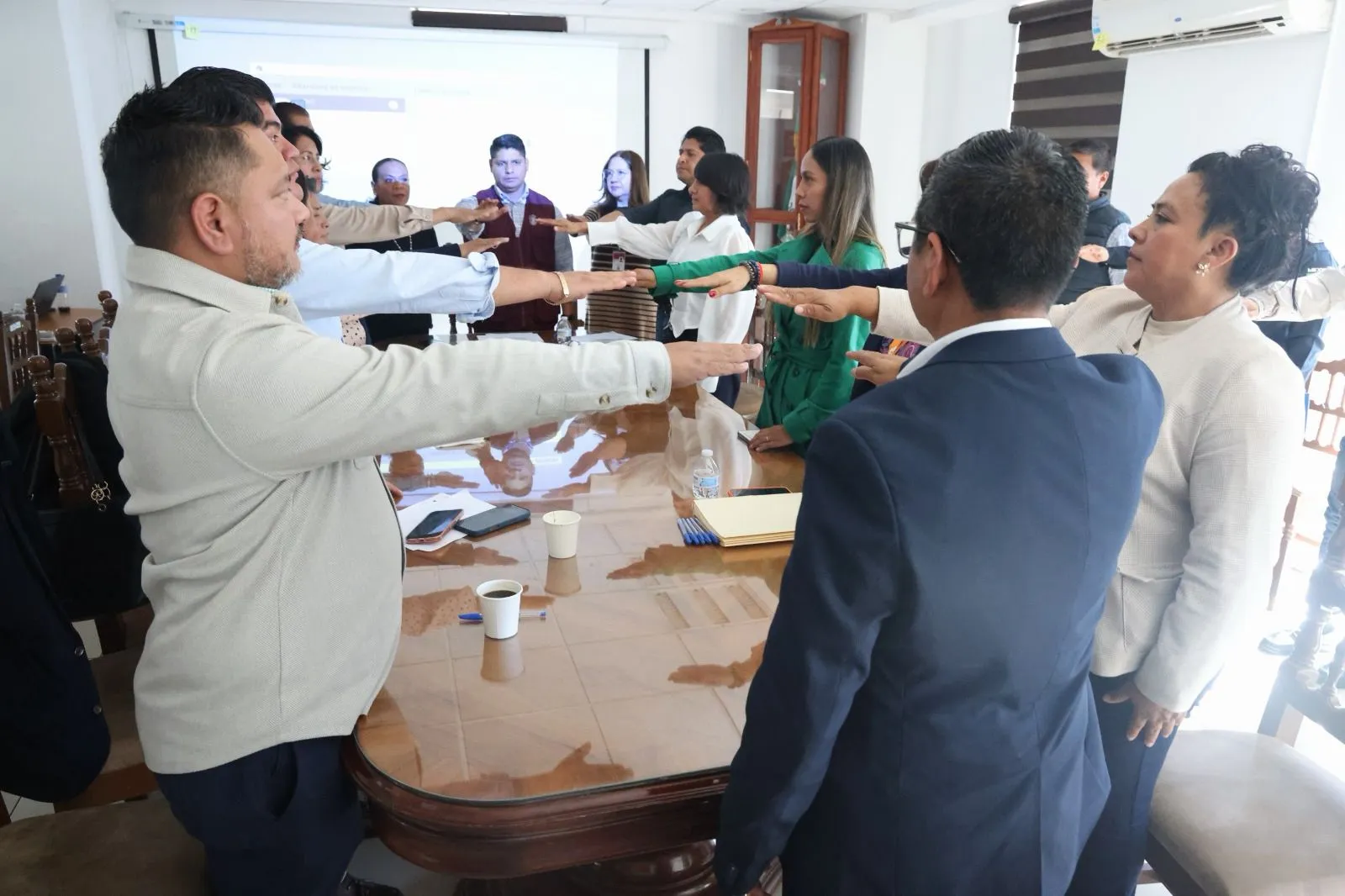 Omar Muñoz instala Comité Municipal Contra las Adicciones (COMCA) de ...