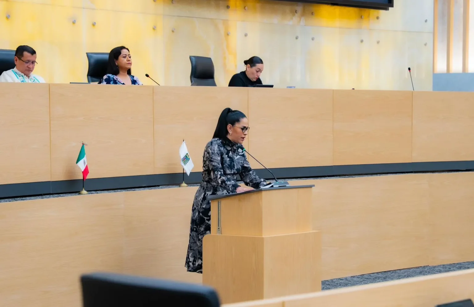 Presenta Fedrha Suriano iniciativa para prevenir y erradicar la discriminación hacia personas con talla baja