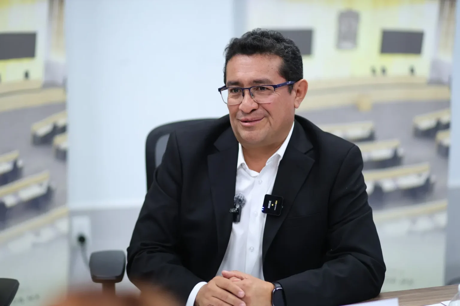 Analizará Congreso perfiles