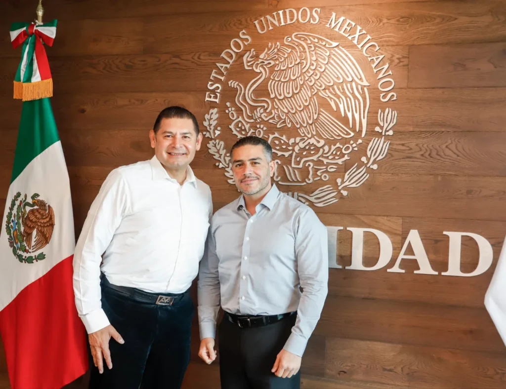 Armenta se reúne con Harfuch en la CDMX