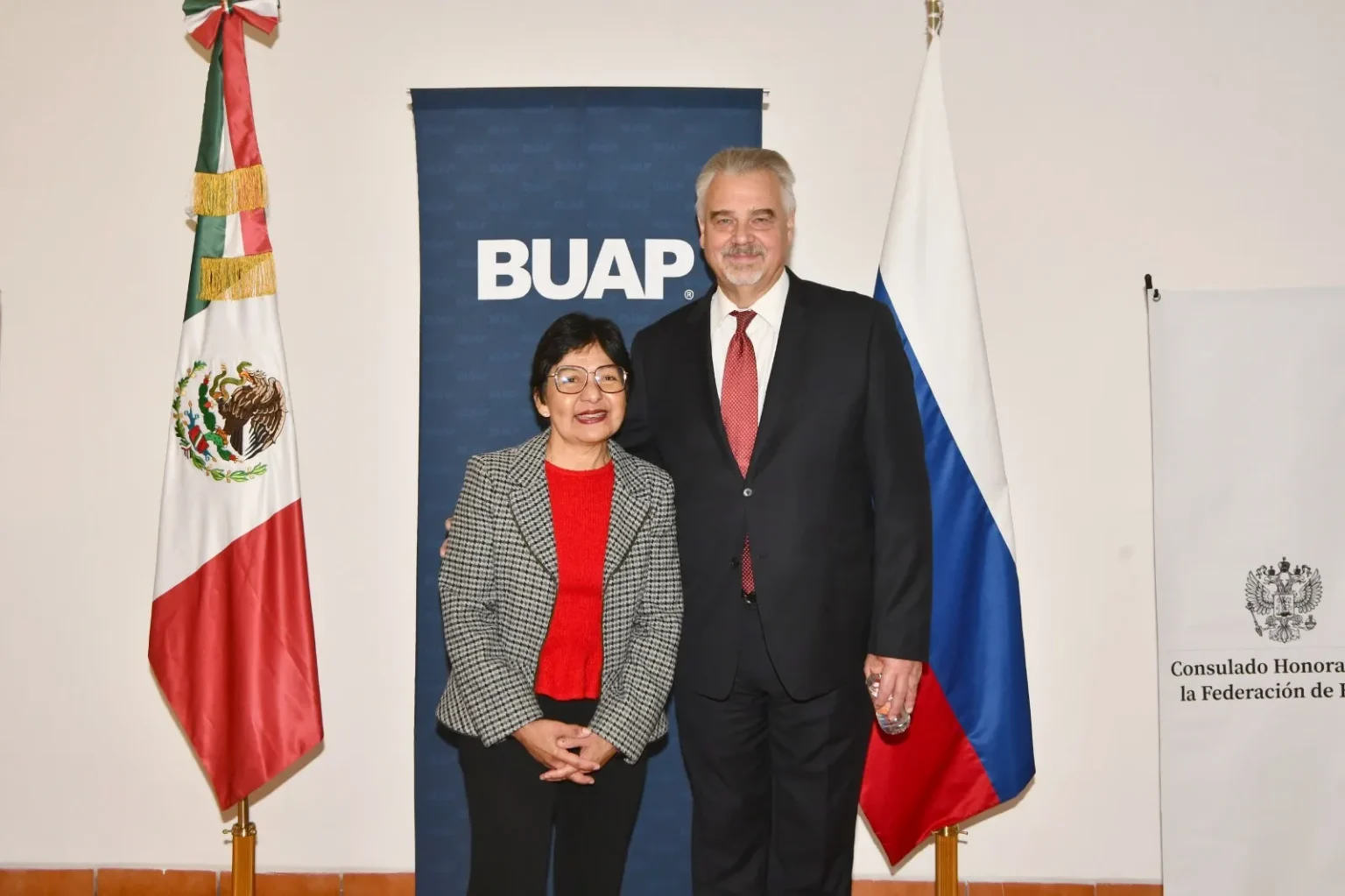 BUAP y Rusia celebran intercambio académico