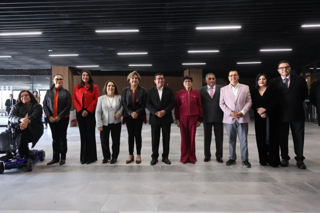 Comparece la secretaria de Movilidad y Transporte