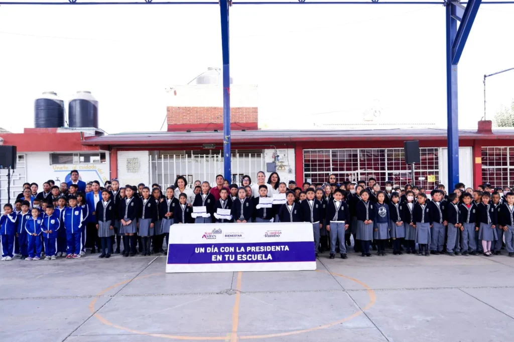 Impulsa Lupita Cuautle el talento y la excelencia académica