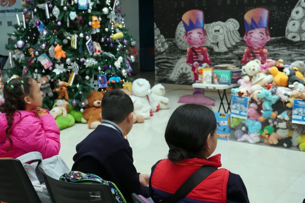 Rectora de la BUAP participa en la campaña “Regala una Sonrisa”