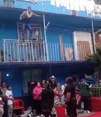 Accidente durante función improvisada de lucha libre