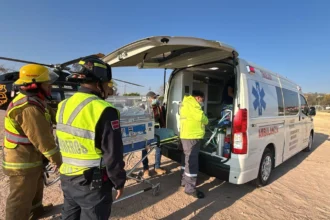 Con ambulancia aérea desde Oaxaca, garantizan atención especializada a recién nacido