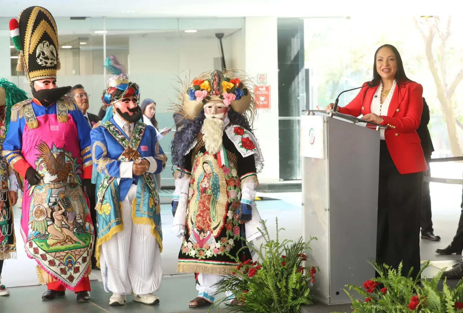 El Carnaval de Huejotzingo llega al Senado