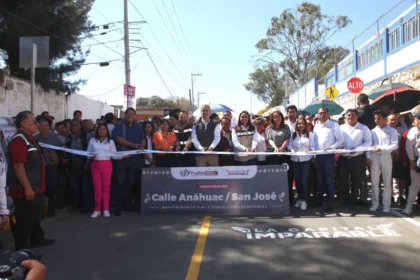 Entrega Pepe Chedraui obras viales en la Junta Auxiliar