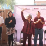 Entrega equipamiento a escuelas en San Pedro Cholula