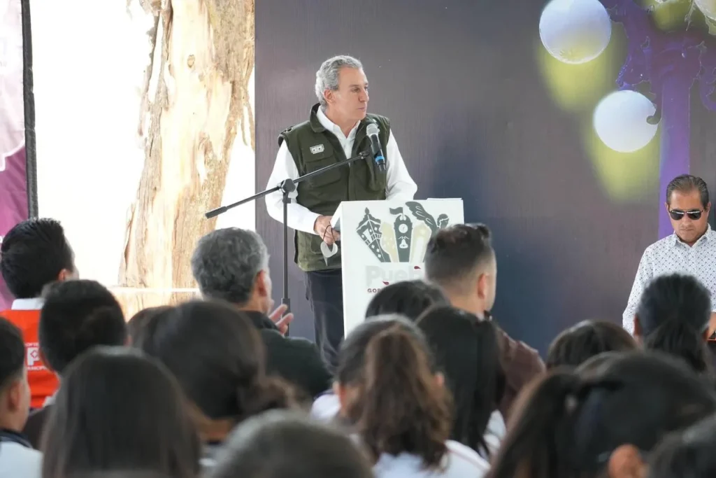 Fortalece Pepe Chedraui el bienestar social con Senderos de Paz