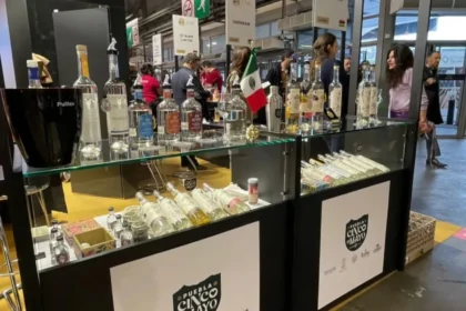 Mezcal Puebla Cinco de Mayo abre mercado en Wine Paris 2026