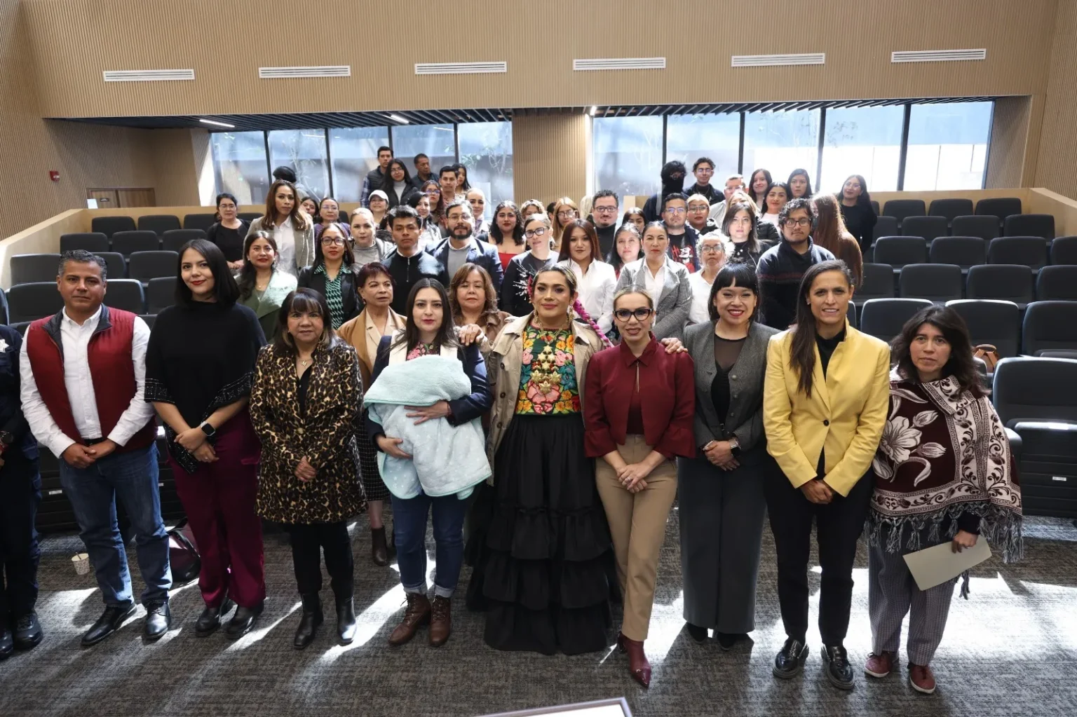 Presentan en el Congreso el libro Ramonera
