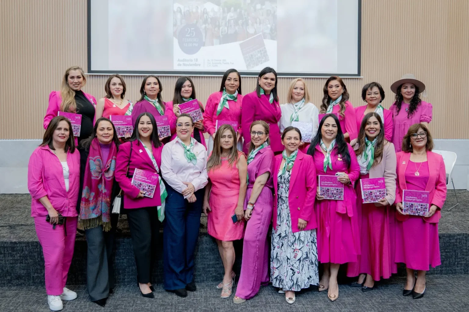 Presentan en el Congreso el libro Voces femeninas, liderazgos que inspiran
