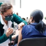 Vacunación contra el sarampión IMSS habilita clínicas y hospitales en Puebla este 21 y 22 de febrero