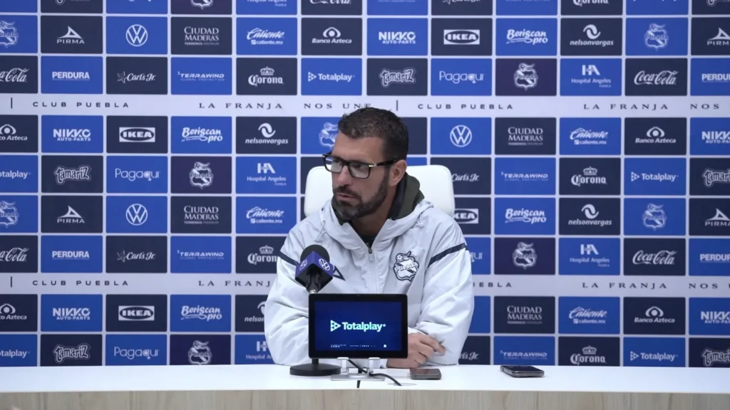 Albert Espigares destaca ajustes en el juego del Puebla tras igualar con Necaxa