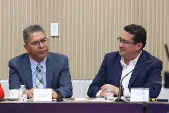 Asume Marcos Castro Martínez la presidencia de la Mesa Directiva del Congreso del Estado