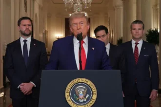 Caos en EE. UU. Trump despliega agentes de ICE en aeropuertos ante parálisis de la TSA