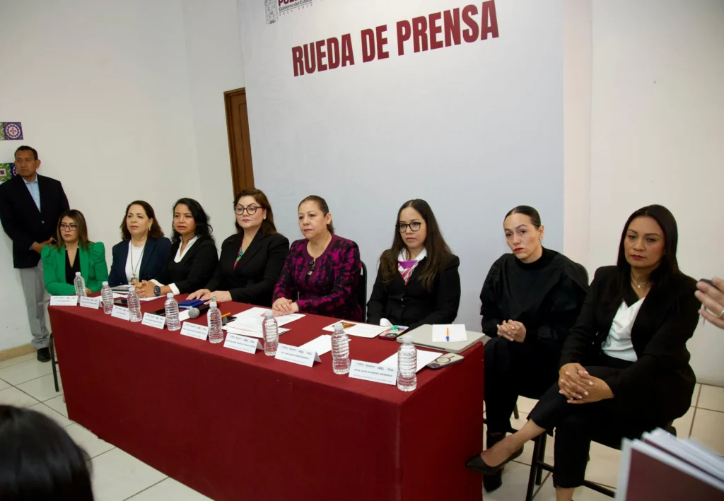 Con academia y sociedad, Puebla traza nuevo horizonte para mujeres: Laura Artemisa