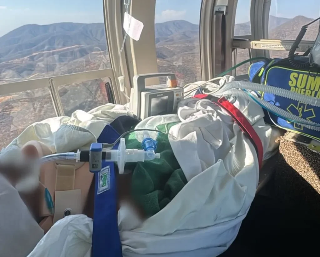 Coordinación entre sector Salud permite traslado aéreo desde Chiautla de Tapia