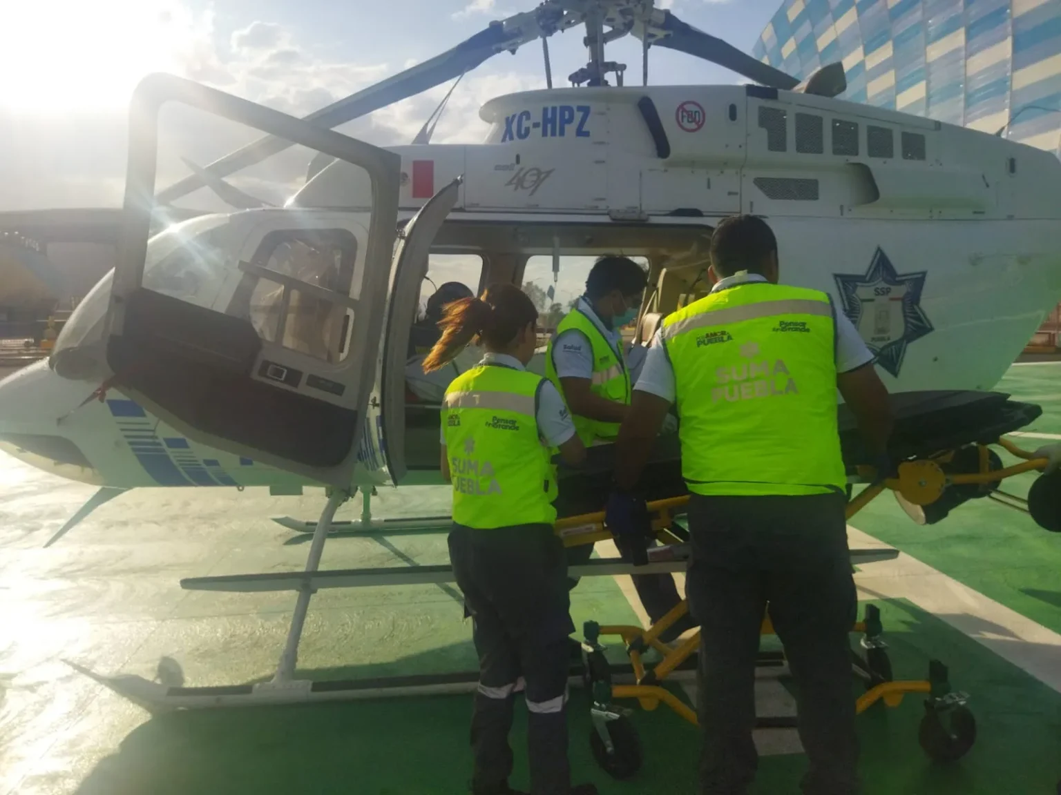 Coordinación entre sector Salud permite traslado aéreo desde Chiautla de Tapia