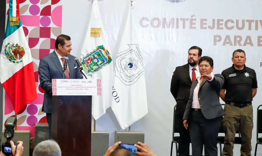 Gobierno Estatal y Sindicato de Burócratas garantiza derechos laborales