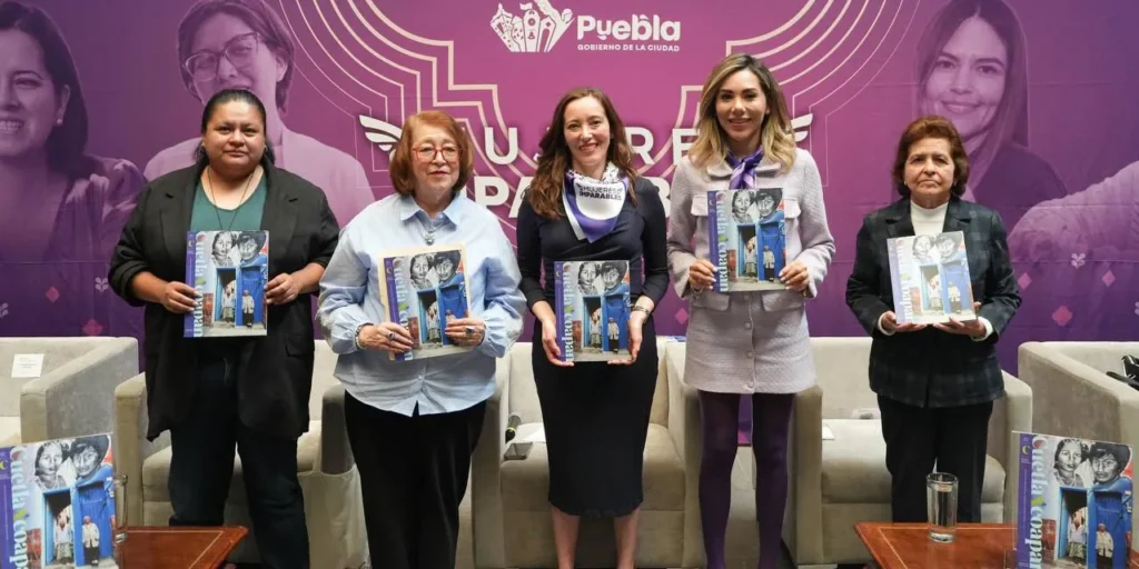 Gobierno de Pepe Chedraui presenta tomo 45 de la revista Cuetlaxcoapan