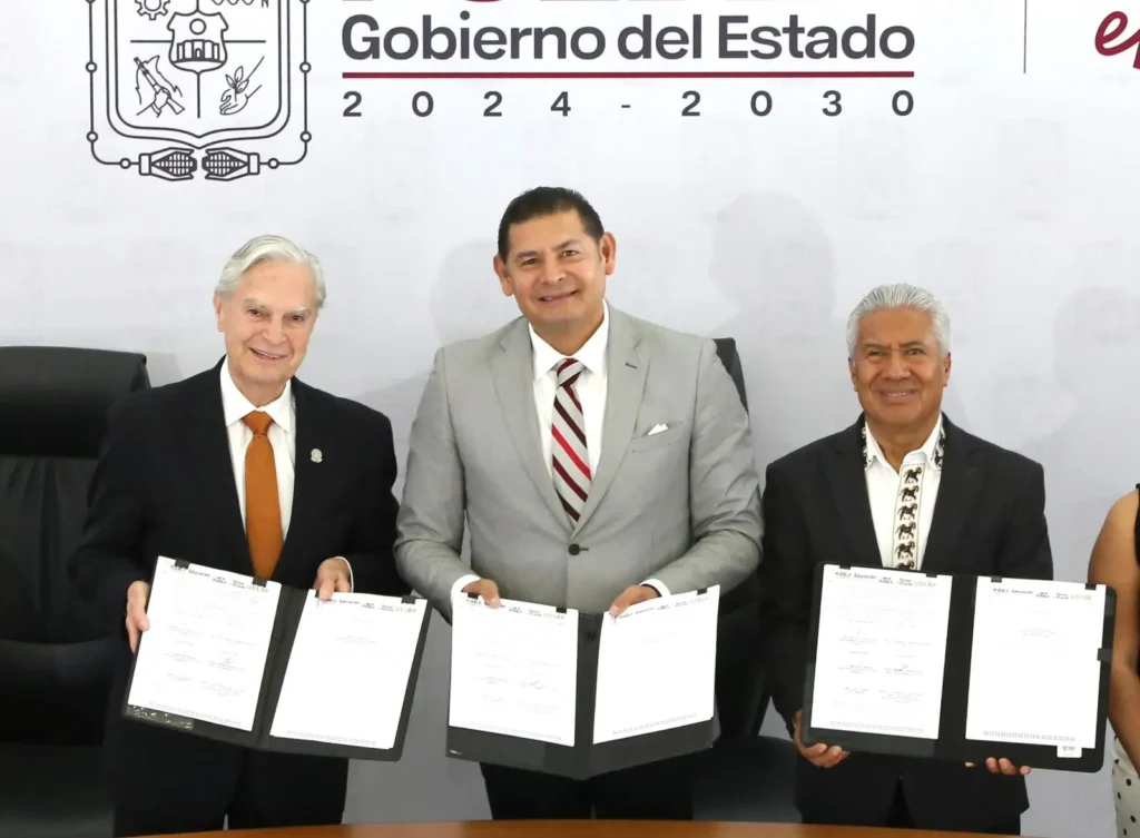 Gobierno de Puebla y UDLAP firman convenio educativo tras años de distanciamiento institucional