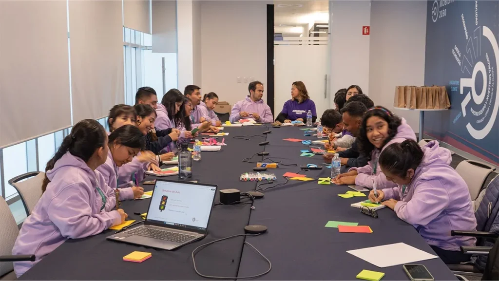 IBERO Puebla, en alianza con Volkswagen Financial Services y Enseña por México, impulsan ‘Multiplicadores de Emprendimientos Sociales’