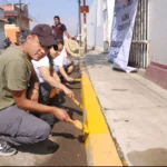 Lupita Fernández encabeza faena comunitaria en Casa del Abue