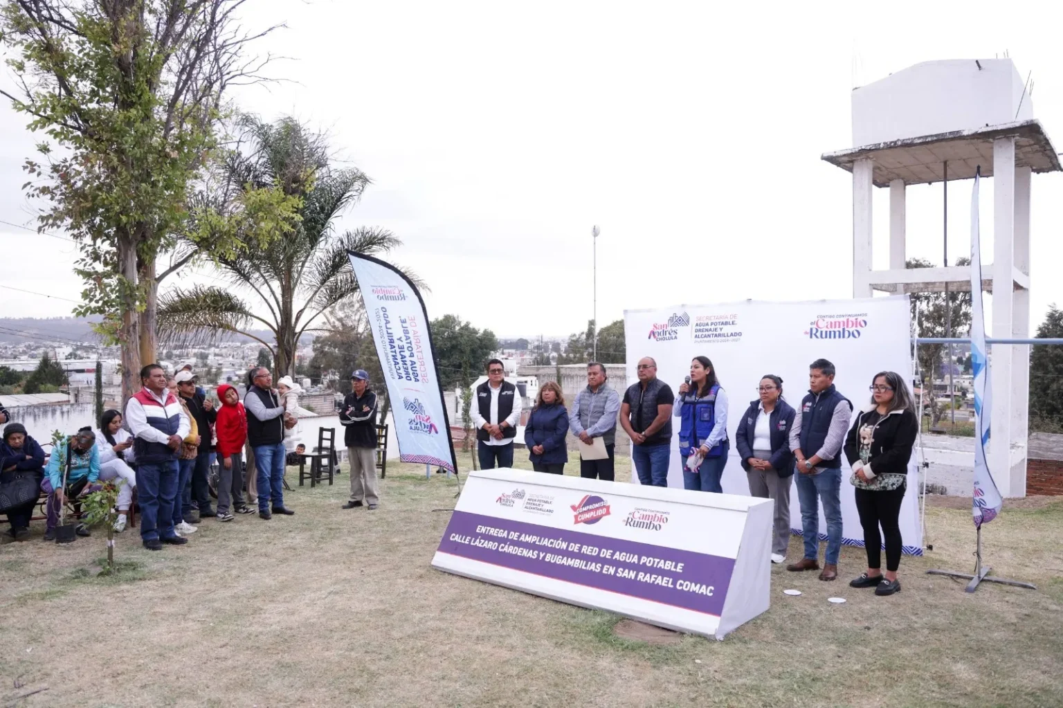 Lupita Cuautle amplia red de agua potable con obra municipal