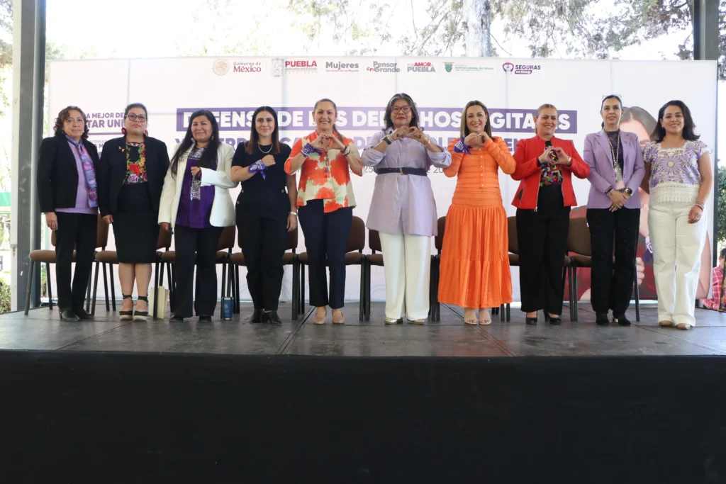 Mujeres y juventudes impulsan entornos digitales seguros en Puebla