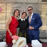 Producción y elenco de “Corazón de Oro” le festejaron su onomástico a la primera actriz Cynthia Klitbo