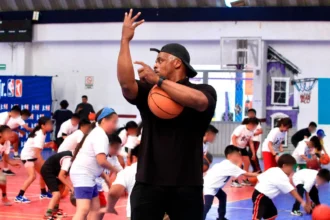 Realiza Gobierno de Pepe Chedraui Clínica de Básquetbol con Jr. NBA en Puebla