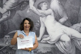 Recibe académica BUAP reconocimiento del SECIHTI
