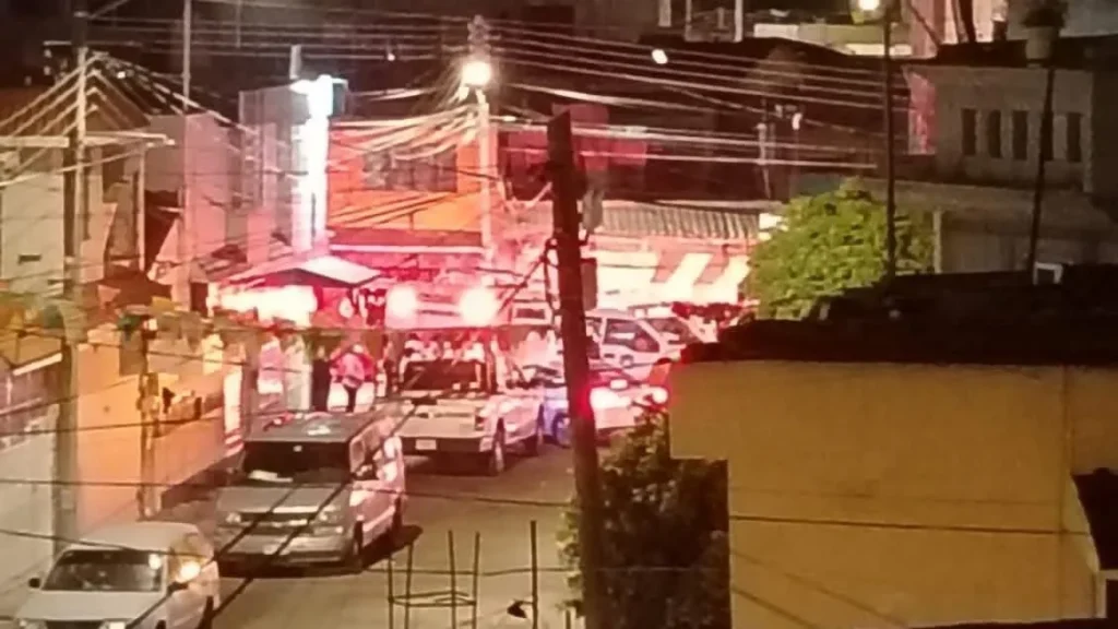 Asesinan a joven de 19 años en ataque a miscelánea