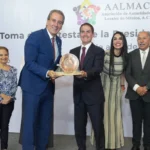 Asiste Pepe Chedraui a la Toma de Protesta de la Presidencia de AALMAC