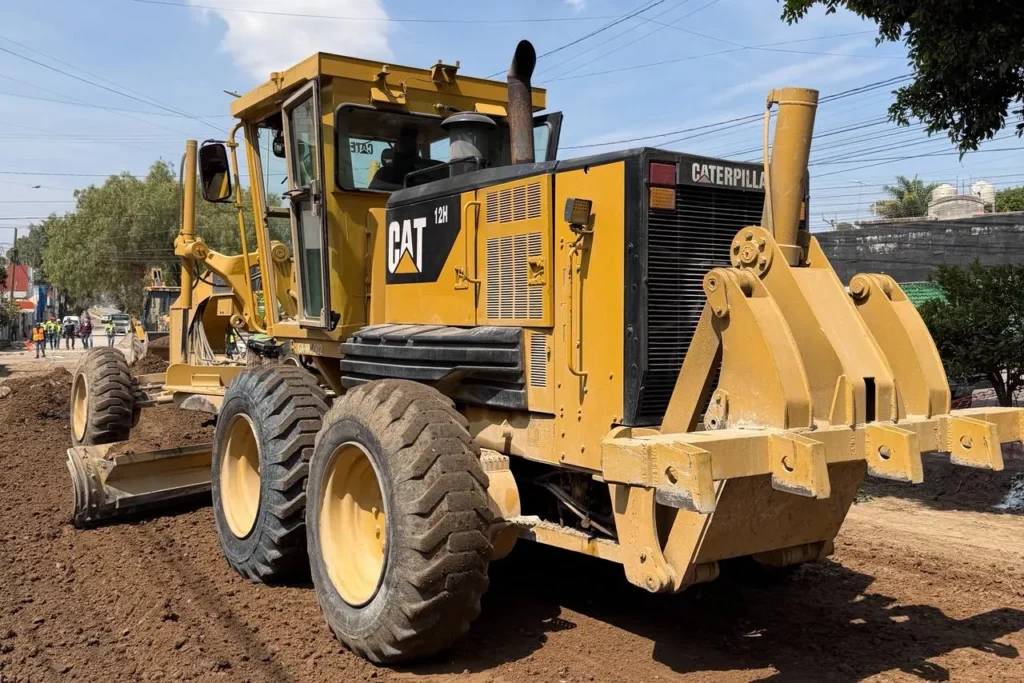 Avanza Gobierno de Pepe Chedraui con trabajos de rehabilitación vial en Bulevar Apulco