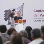 Claudia Sheinbaum firma acuerdo para reducir comisiones en pagos de gasolina y diésel con tarjetas y vales en gasolineras