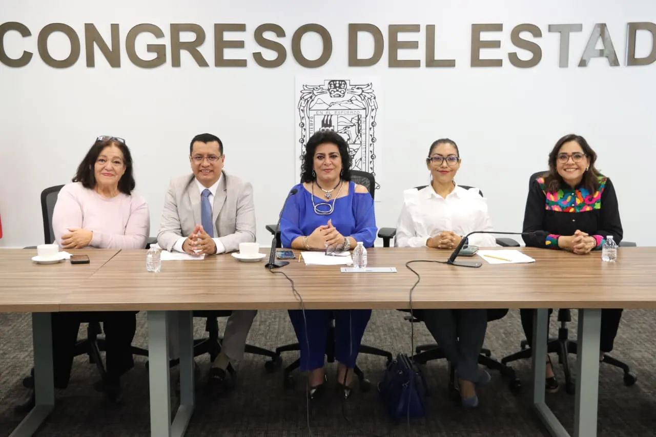 Comisión del Congreso aprueba exhorto para que Ayuntamientos cumplan con órdenes de protección a menores y mujeres víctimas de violencia