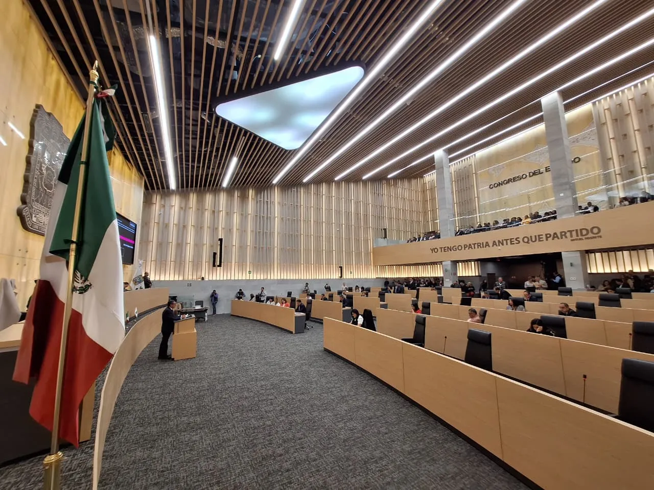 Congreso de Puebla avala el dictamen del “Plan B”