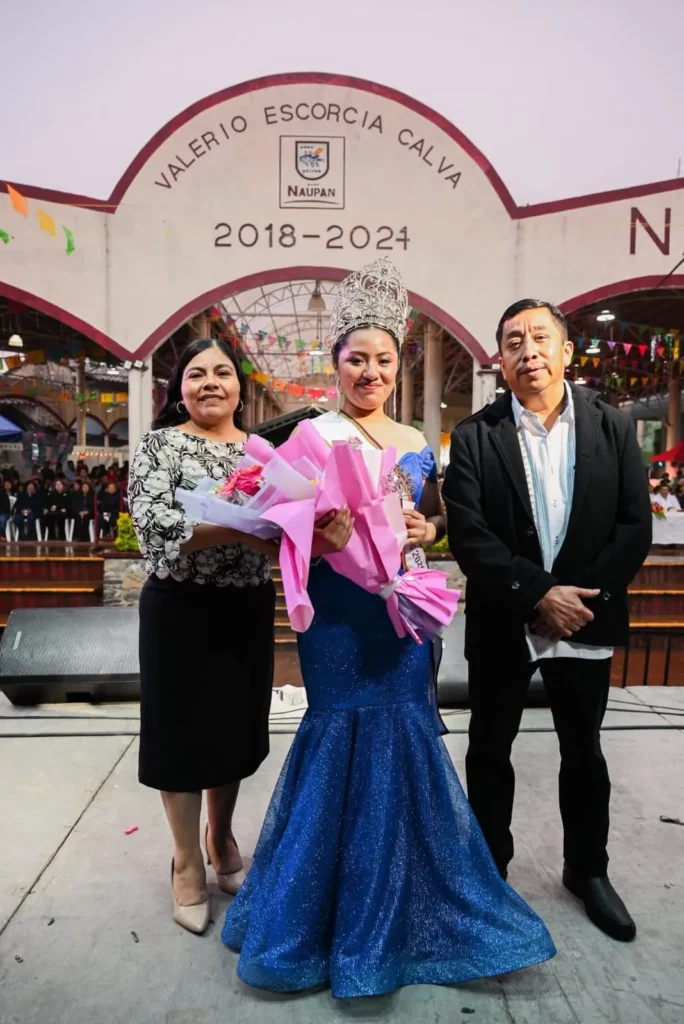 Coronan a Mariana II y arranca la Feria Patronal San Marcos Evangelista 2026 en Naupan