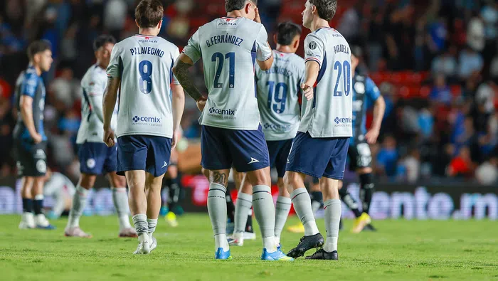 Cruz Azul en crisis La maquina empata contra Querétaro