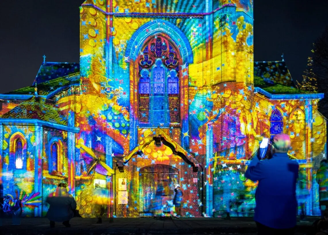 Glow México 2026 impulsa turismo y economía en Puebla