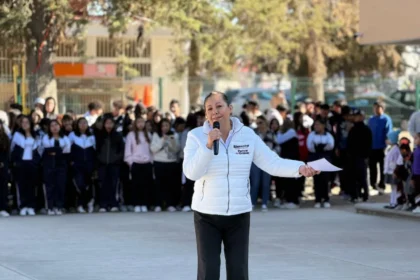 Gobierno estatal impulsa infraestructura escolar con obra comunitaria