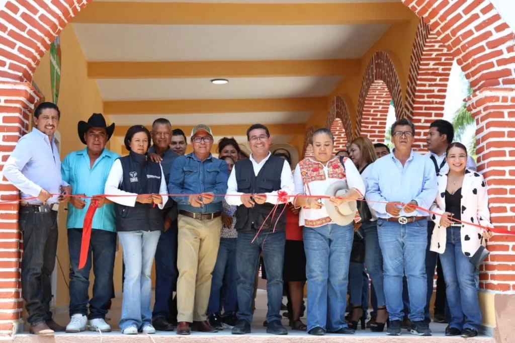 “Legislar es servir y responderle a la gente”, afirmó el diputado Pável Gaspar en recorrido por la Mixteca poblana