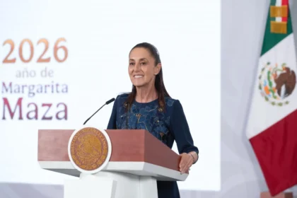 Claudia Sheinbaum destaca que inversión de 21 mil mdp de empresas farmacéuticas incrementará producción de medicamentos y fortalecerá la industria