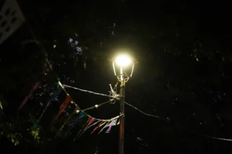 Con Puebla Brilla, Pepe Chedraui logra cobertura total de luminarias LED en el Barrio de Xonaca