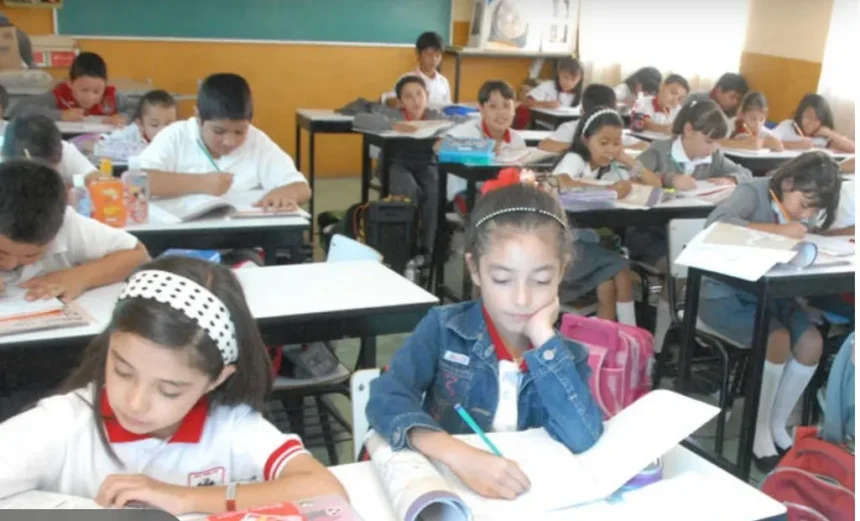 El calendario escolar se queda como estaba y las clases terminan en julio